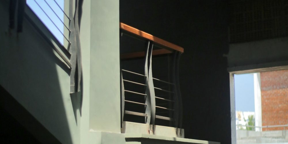 05